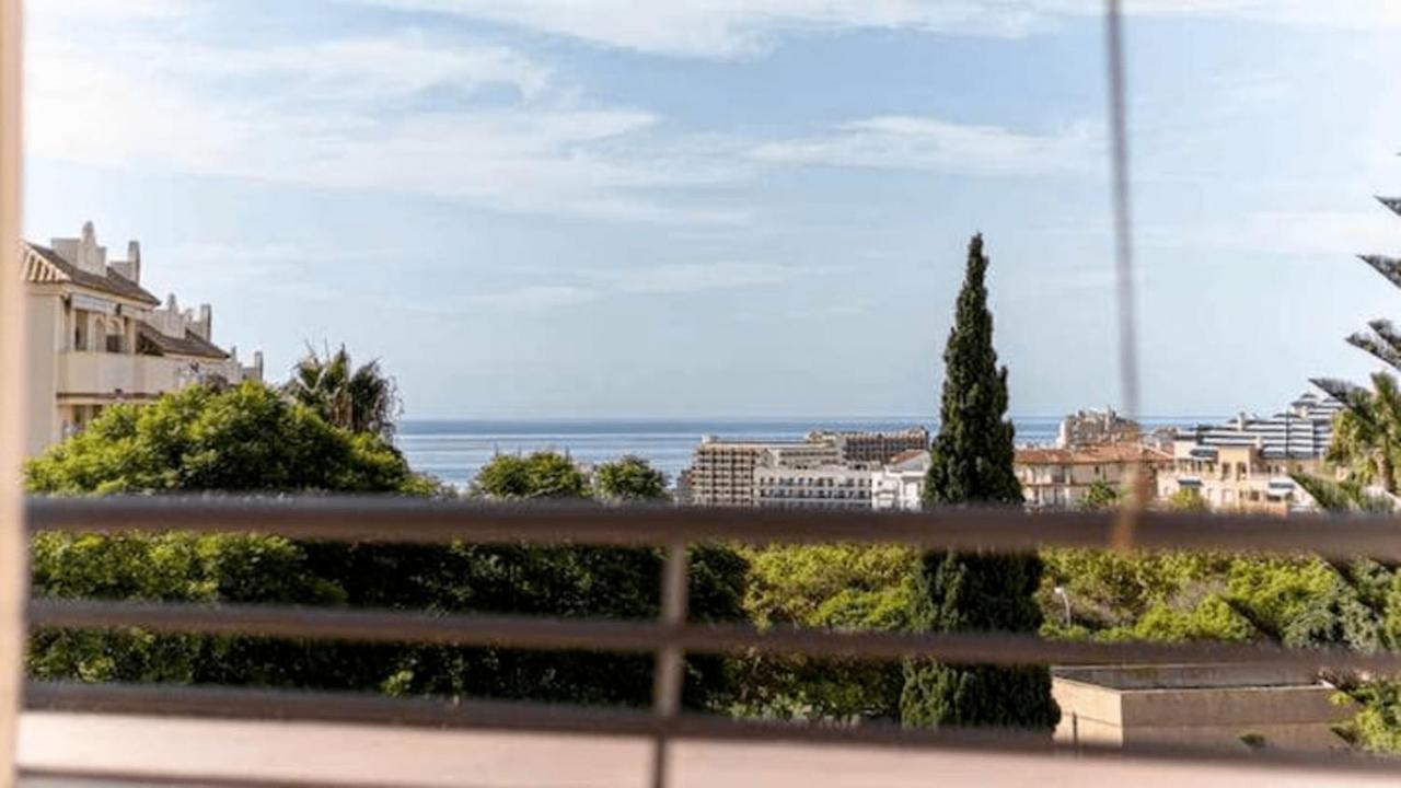 797 Holiday Rentals - Piso Para 4 Con Amplia Terraza Al Jardin Y Al Mar Benalmádena Eksteriør billede